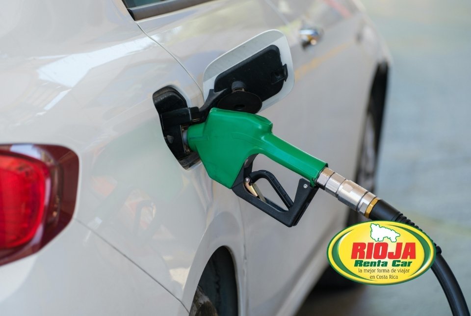 Política de Combustible en Alquiler de Autos en Costa Rica